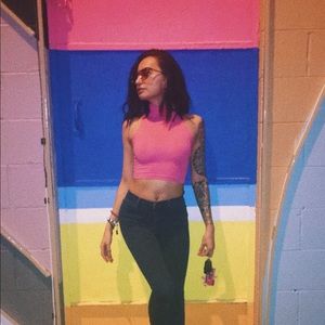 Sleeveless Turtleneck Crop Top